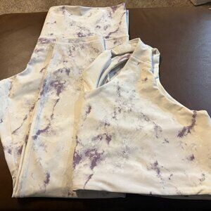 Old Navy Active Powersoft Leggings (2X) & Sports Bra (4X) Set – Marble Tie-Dye